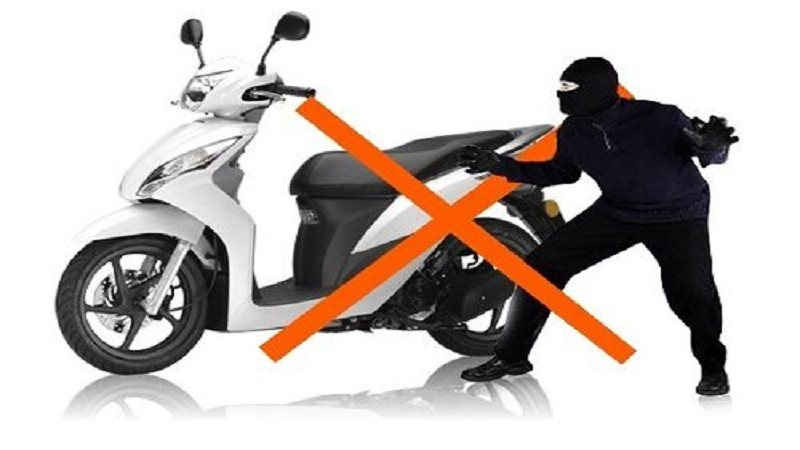 Nữ nằm mơ thấy mất xe m&aacute;y ngay trong nh&agrave;