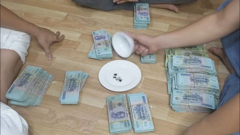 Cẩn thận với mẹo đ&aacute;nh cửa theo số đ&ocirc;ng